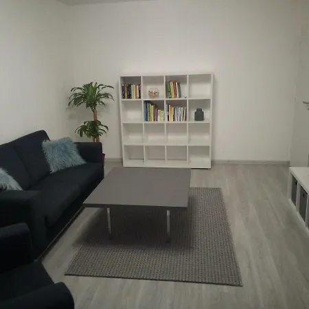 Dvojizbovy Byt, Apartmán