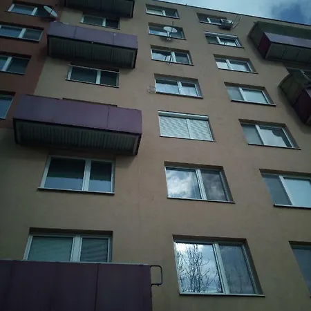 Dvojizbovy Byt, Apartmán