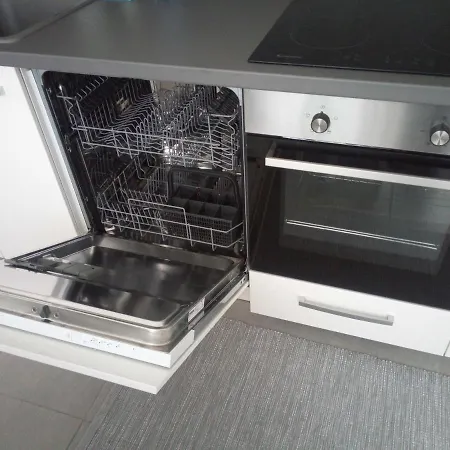 Dvojizbovy Byt, Apartmán *